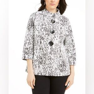 J M Collection Textured Animal Print Swing Jacket Large Buttons Size Medium NWT